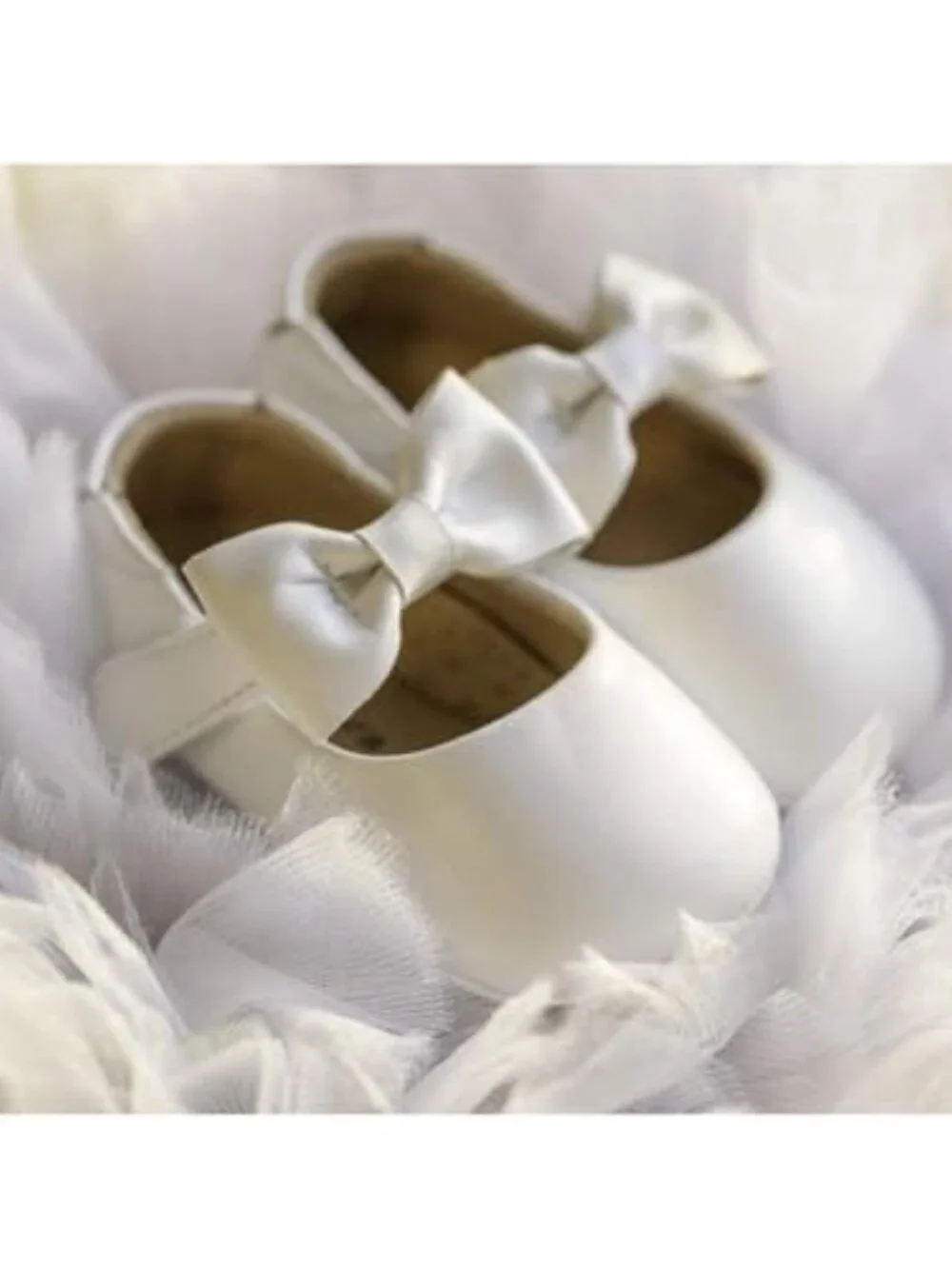 Soft Sole Baby Walking Shoes Closed Toe Mocc Hook & Loop Crib Shoes